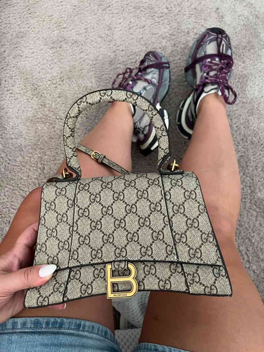Balenciaga Gucci Hacker handbag - Indianapolis, Indiana