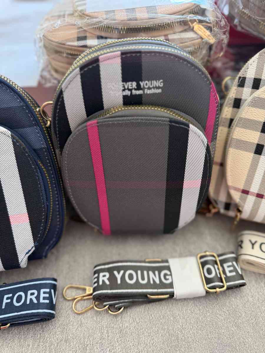 fashionable mini backpack - Los Angeles, California - FleaMarketBay