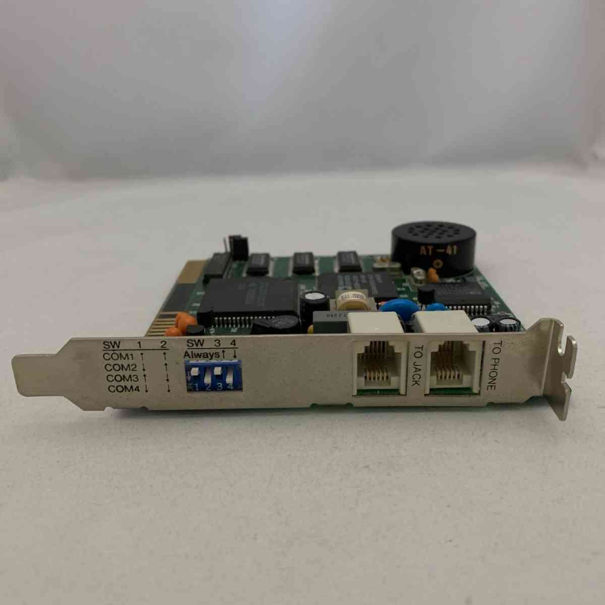 Vintage Digicom Systems Inc 21000420 Rev F Modem used see be - Piscataway, New Jersey - FleaMarketBay