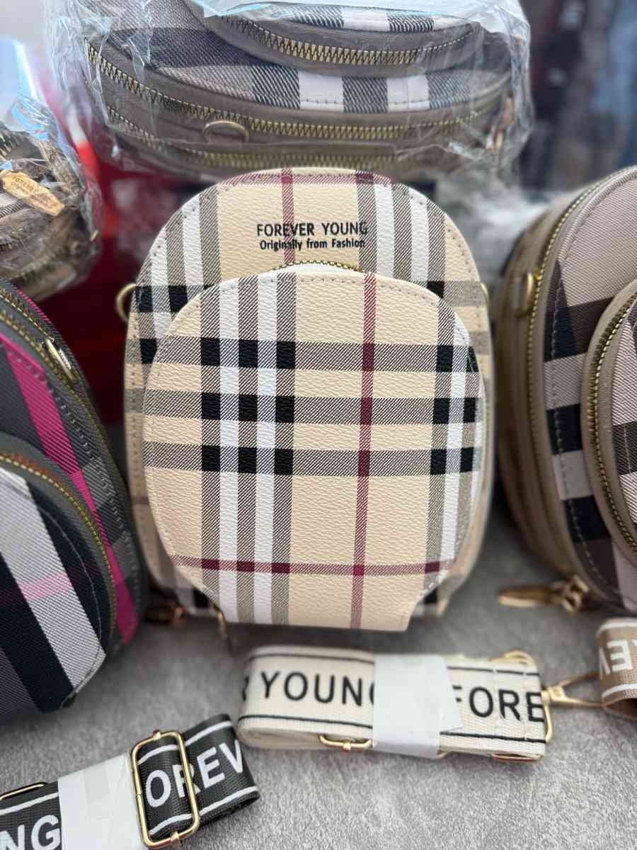 fashionable mini backpack - Los Angeles, California - FleaMarketBay