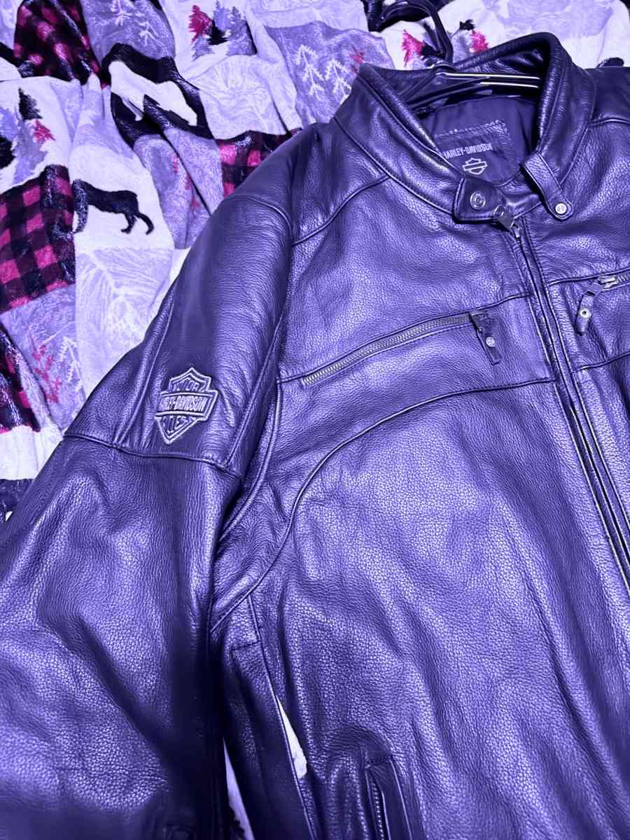 Harley Davidson leather riding jacket - Mineola, Texas - FleaMarketBay