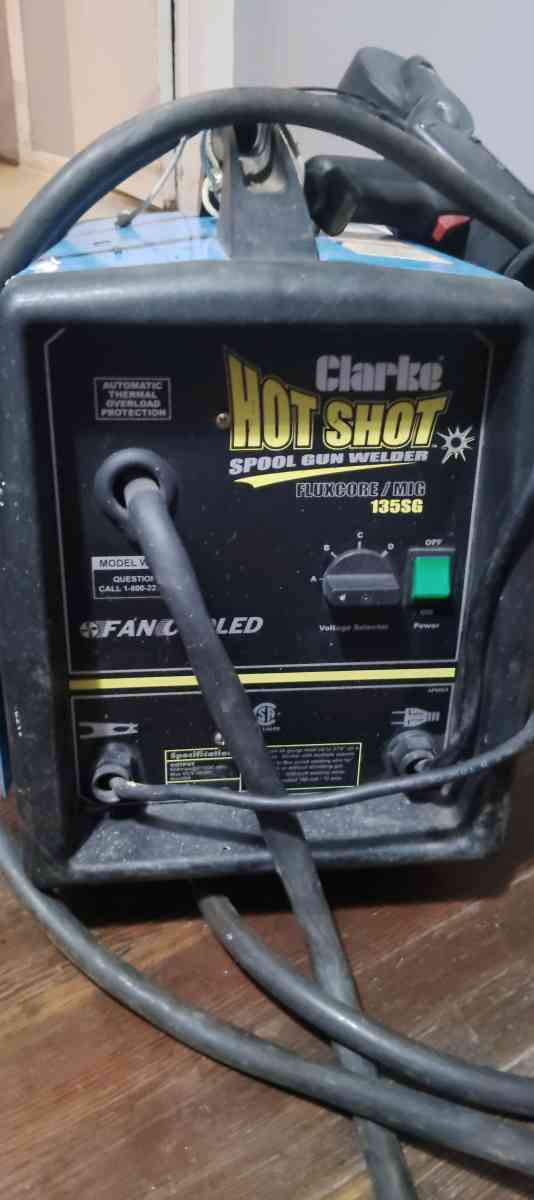 Clarke hotshot mig welder - Alamance, North Carolina