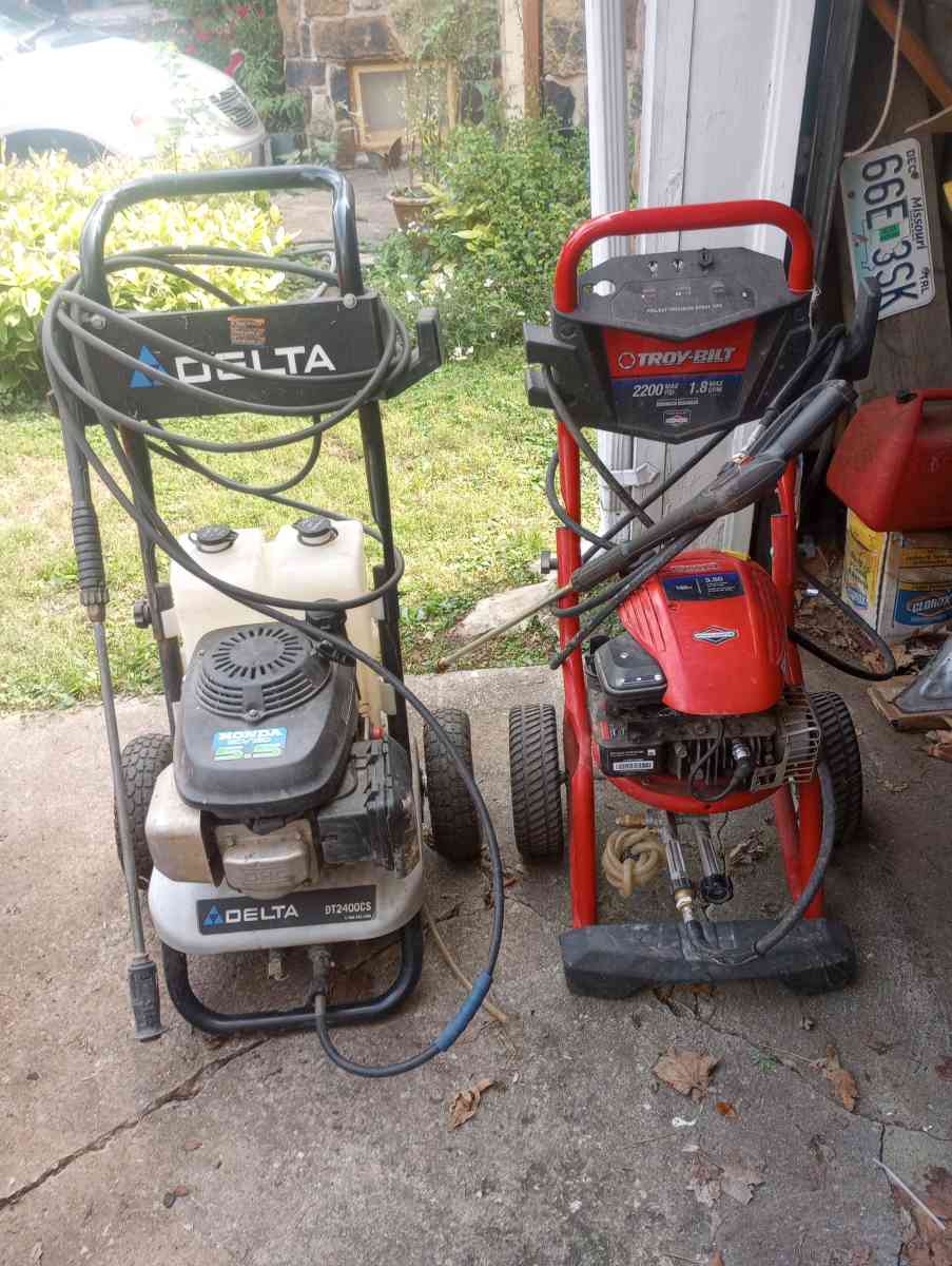 red pressure washer