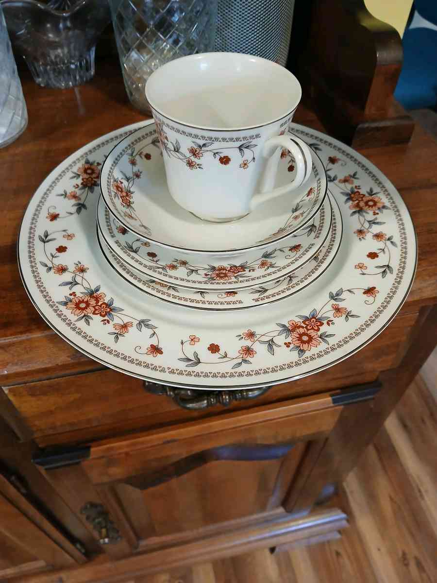 42 piece Anniversary China set 1970 1980 ara