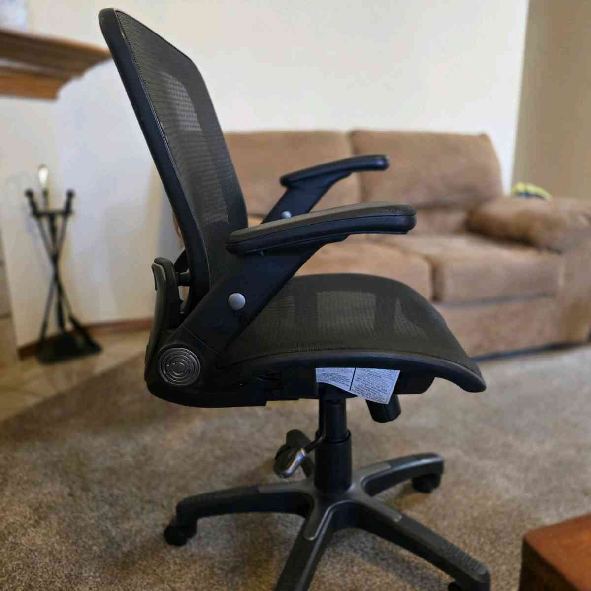 MARS Black Vented Mesh Office chair - Albuquerque, New Mexico - FleaMarketBay