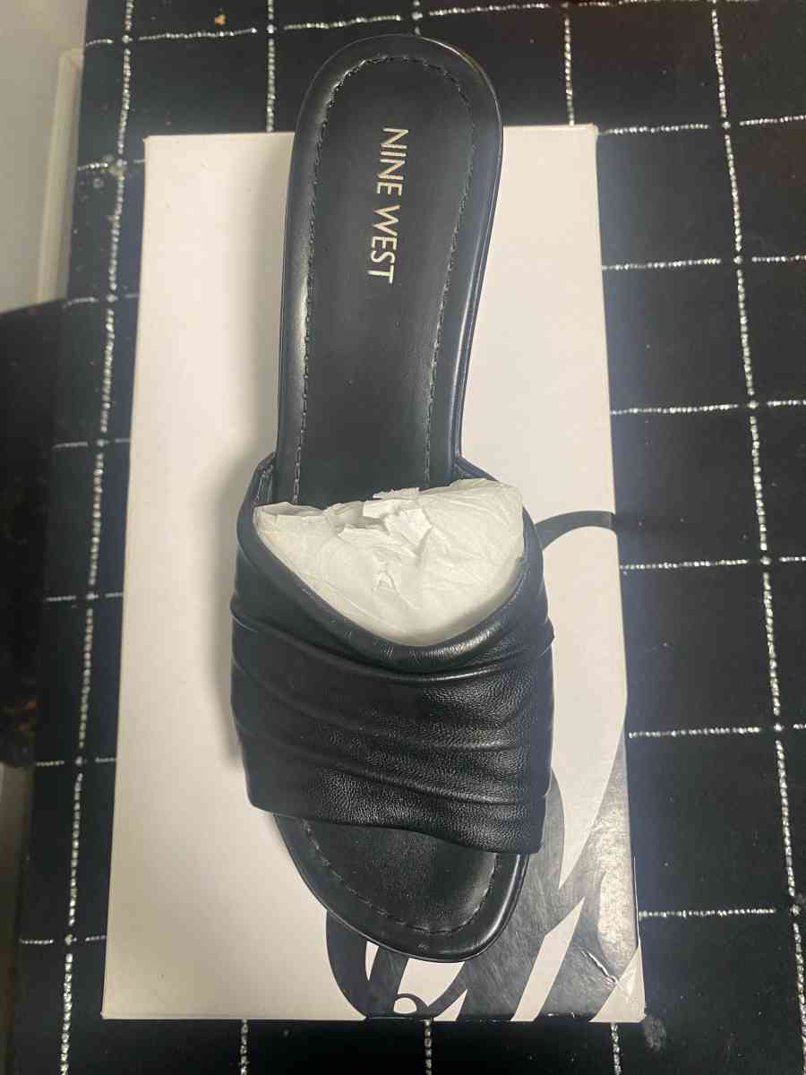 Nine West sandals - San Marcos, California - FleaMarketBay