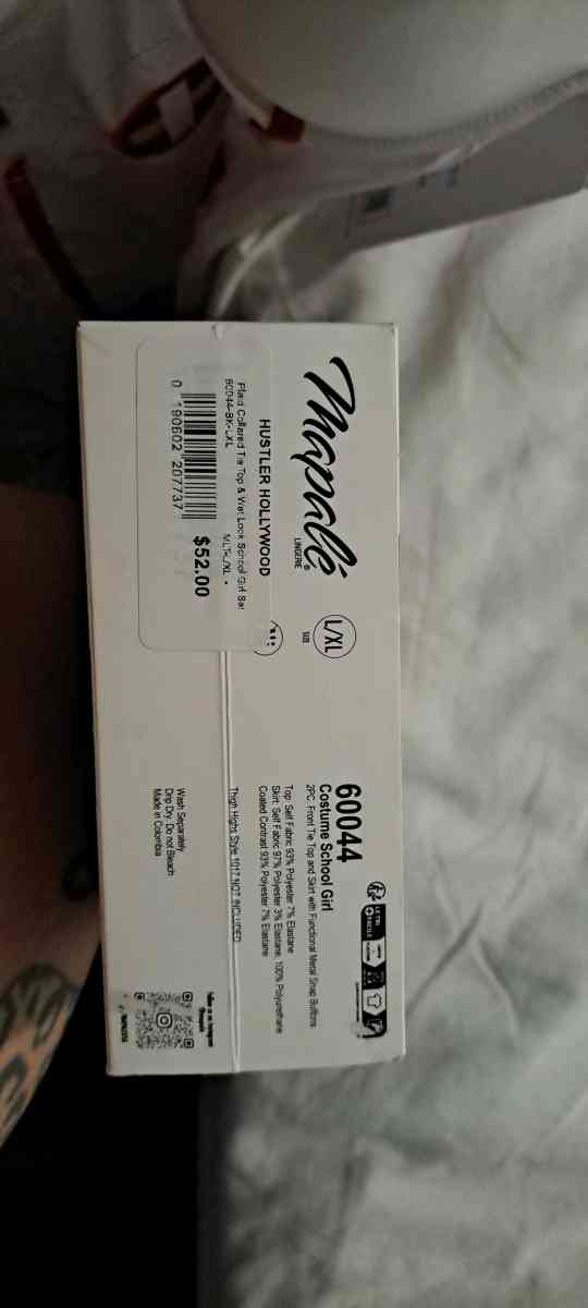 school girl COSTUME XL - Bakersfield, California - FleaMarketBay