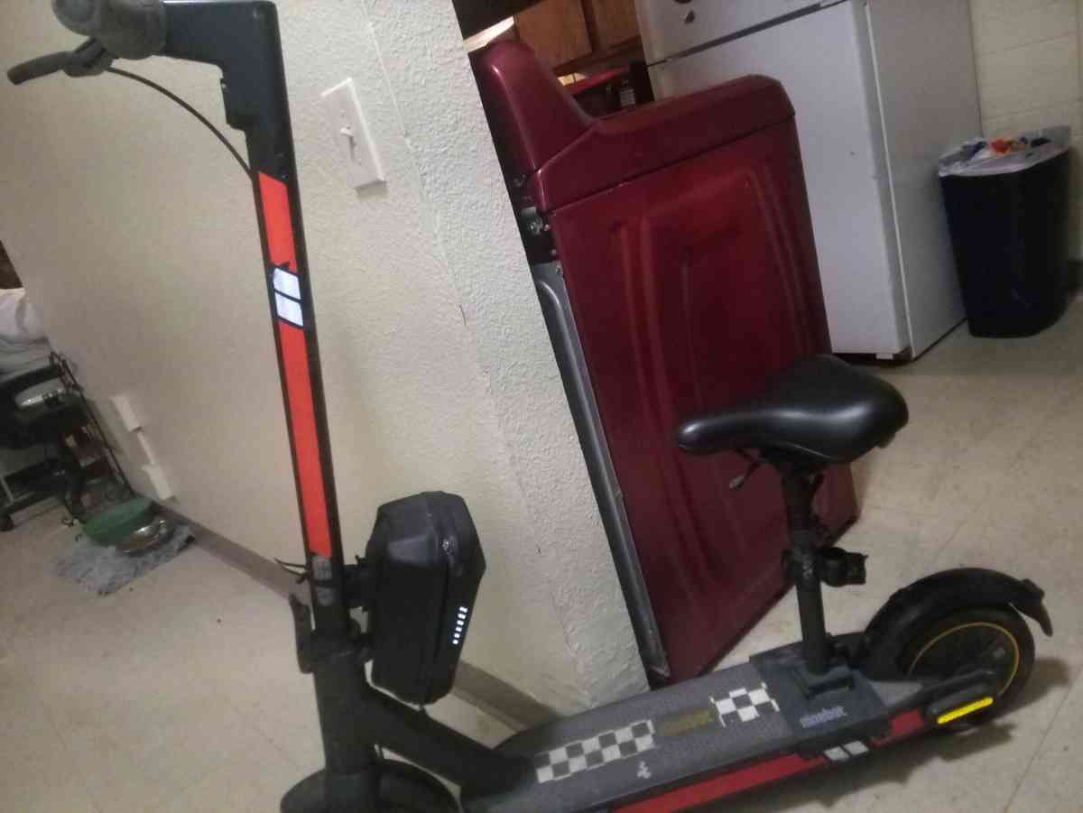 ninebot sit scooter fast need gone asap moving works good ec - Las Vegas, Nevada
