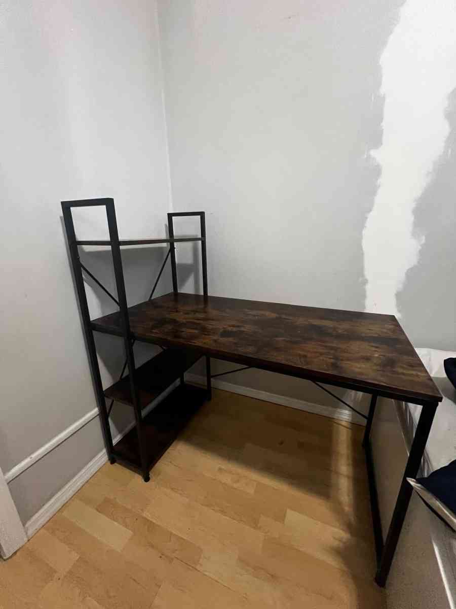 escrivaninha - Allamuchy, New Jersey - FleaMarketBay