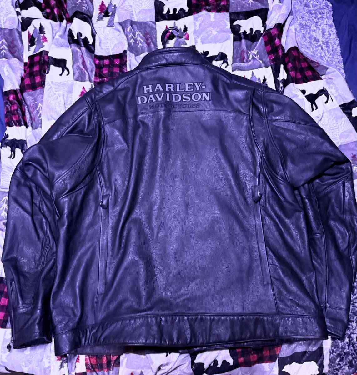 Harley Davidson leather riding jacket - Mineola, Texas - FleaMarketBay