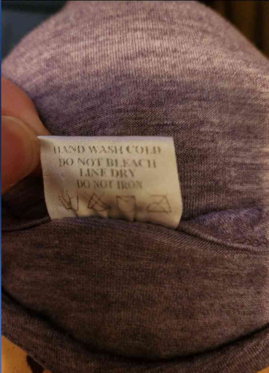 Girl purple shirt - Savannah, Georgia - FleaMarketBay