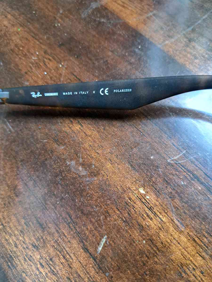 RayBan Sunglasses - Newark, Delaware - FleaMarketBay