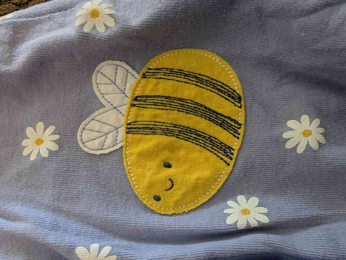 Baby Purple romper with bee - Savannah, Georgia - FleaMarketBay