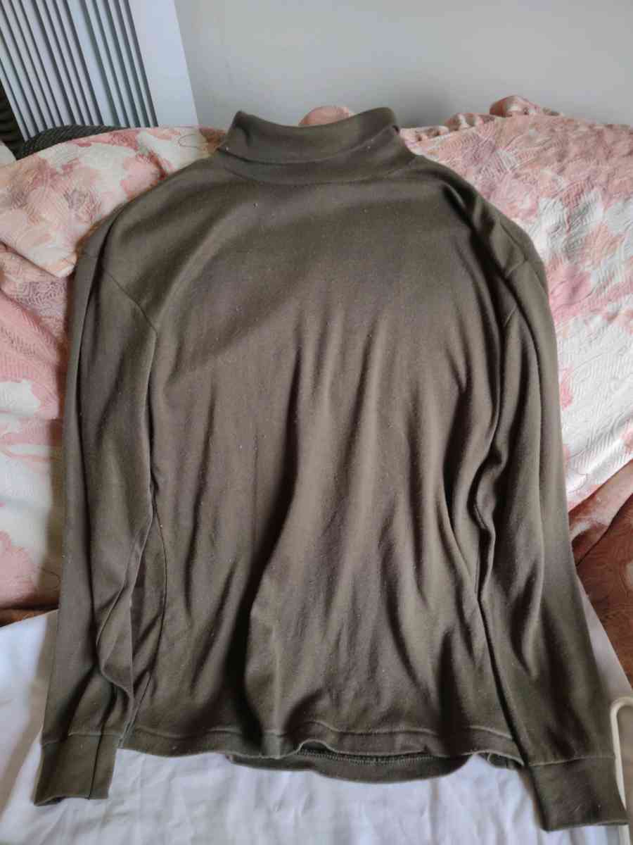 Green Turtle neck - Gary, Indiana