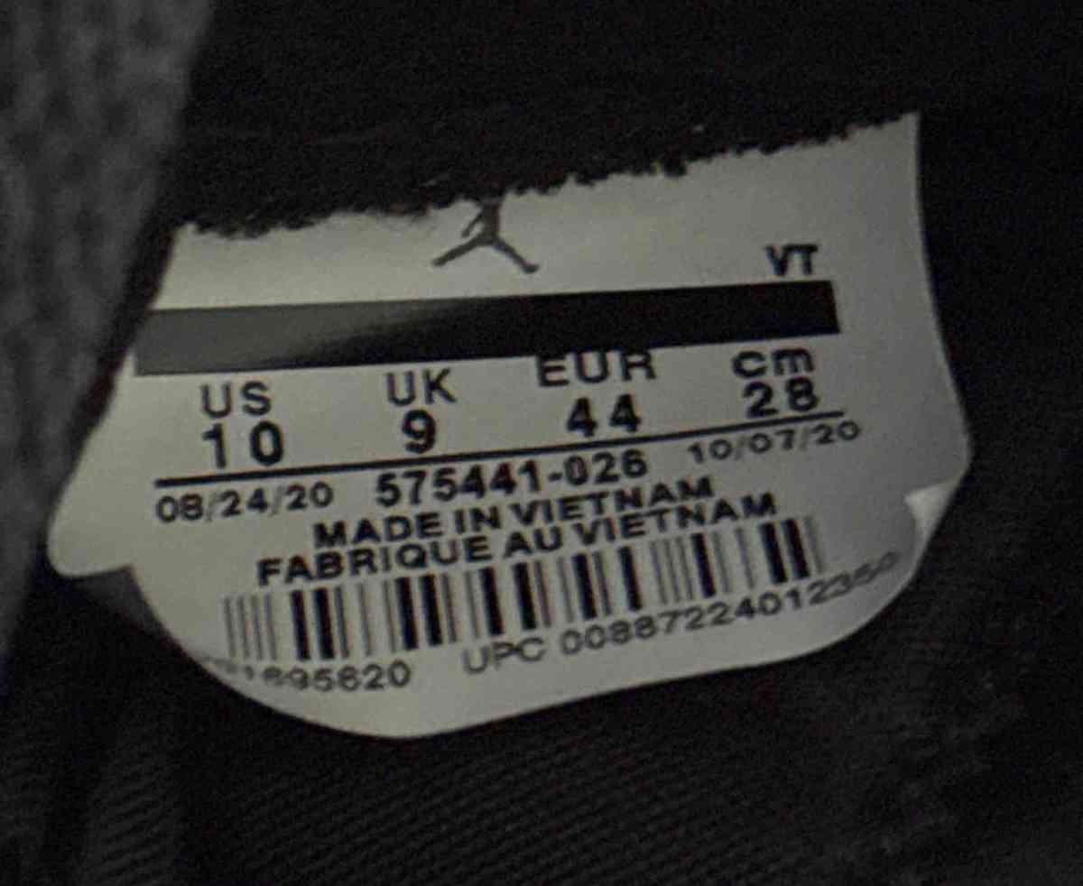 Jordan 1s - Detroit, Michigan - FleaMarketBay