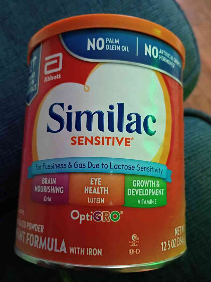 baby formula Similac sensitive - Milwaukee, Wisconsin