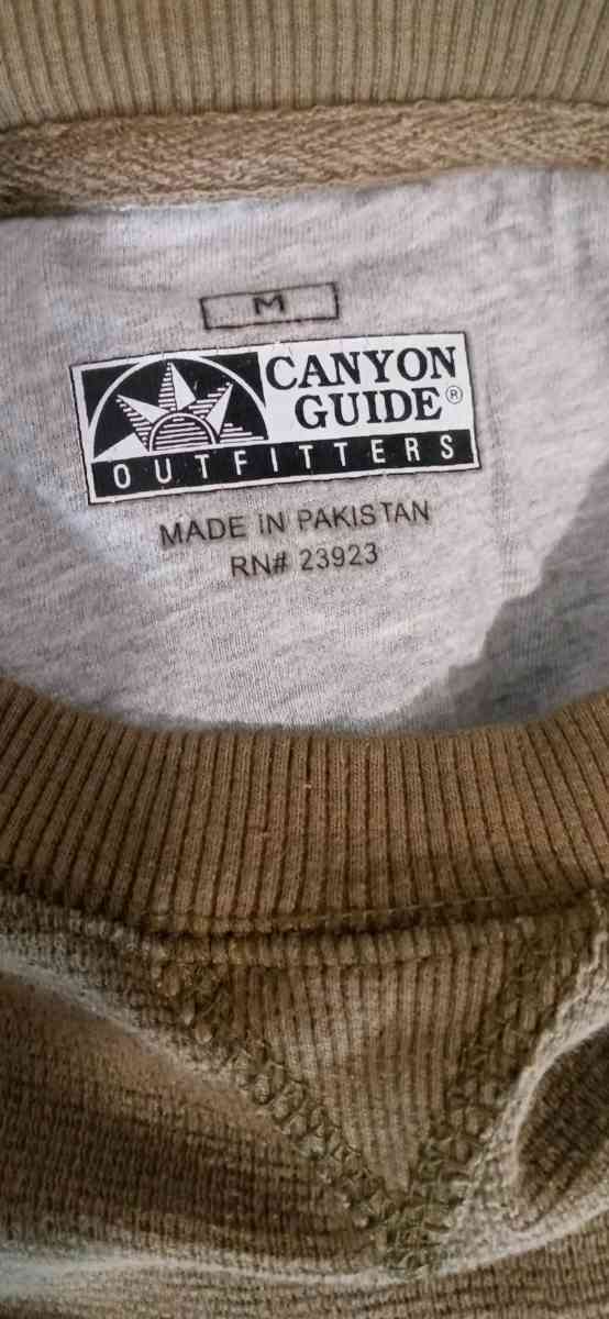 Mens Long Sleeve Waffle Print Dress Shirt Medium - Dane, Wisconsin - FleaMarketBay