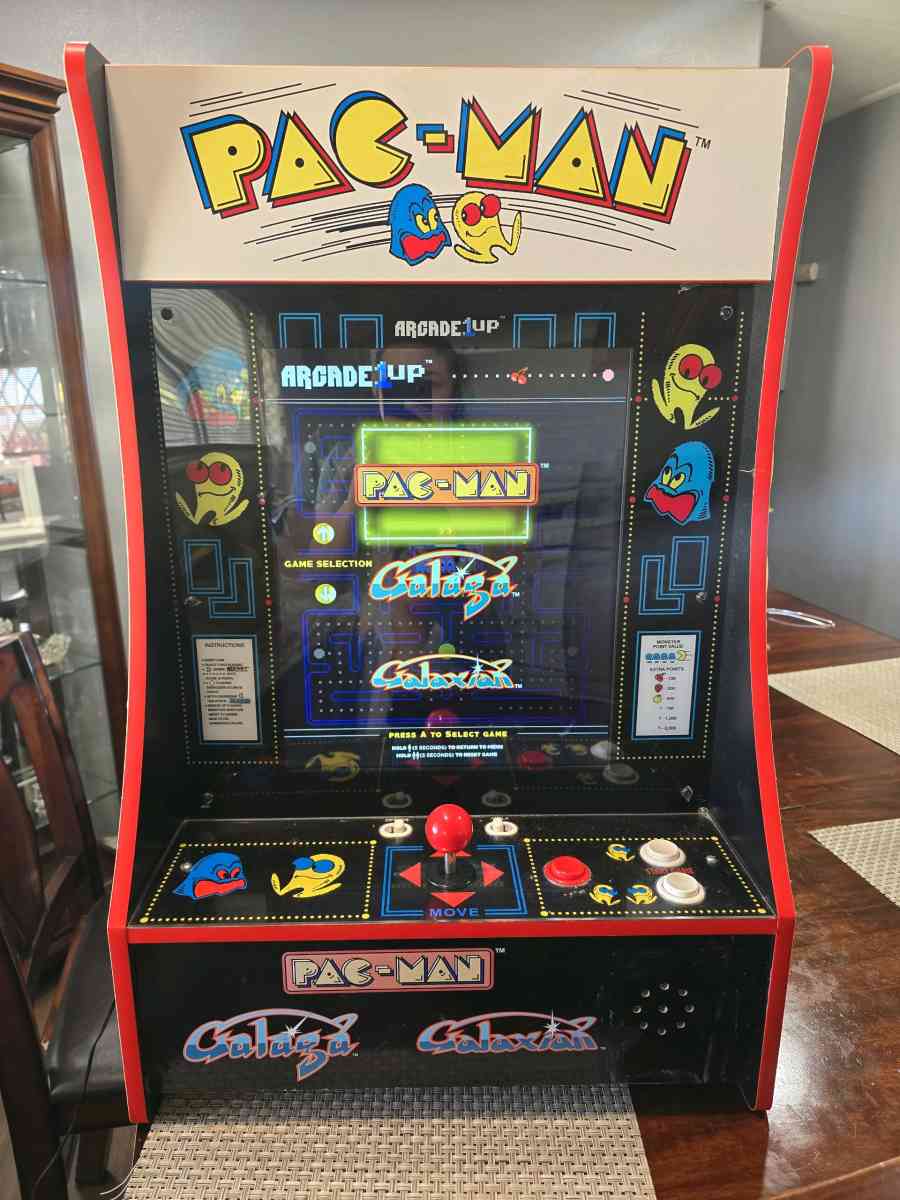 Maquinita Pac Man - El Centro, California - FleaMarketBay