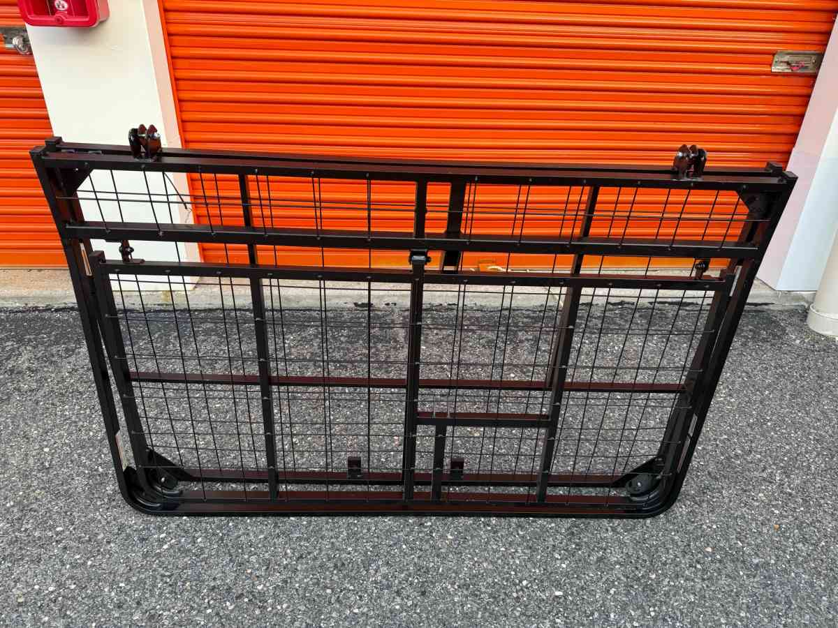 twin Box Frame - Jamaica, New York - FleaMarketBay