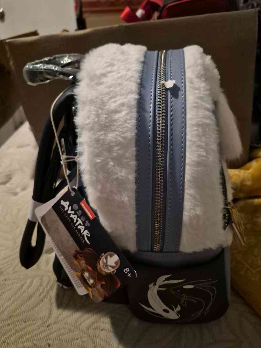 loungefly backpacks Avatar - Orem, Utah - FleaMarketBay