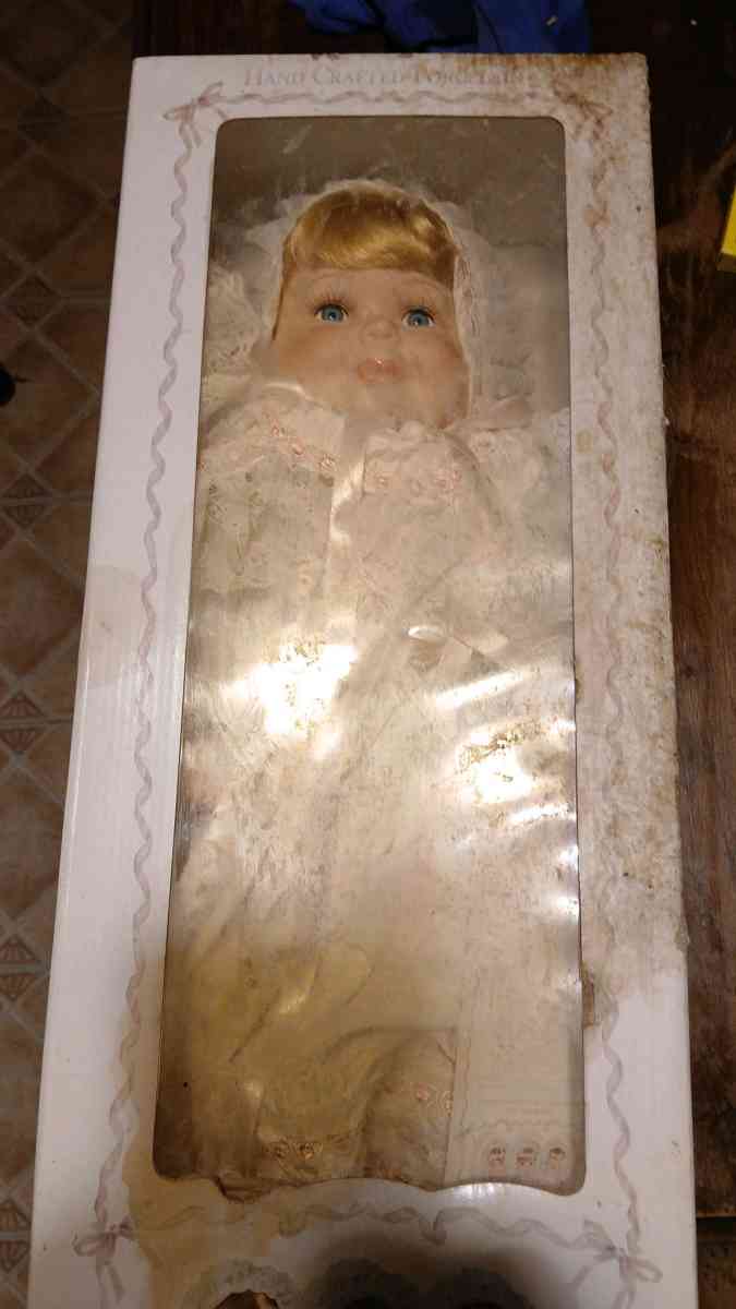 1 3 face porcelain doll