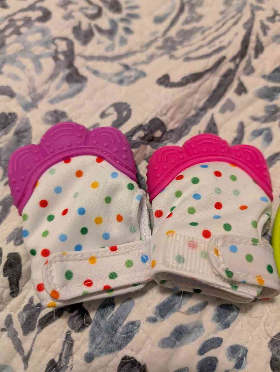 Teething toys - Savannah, Georgia - FleaMarketBay