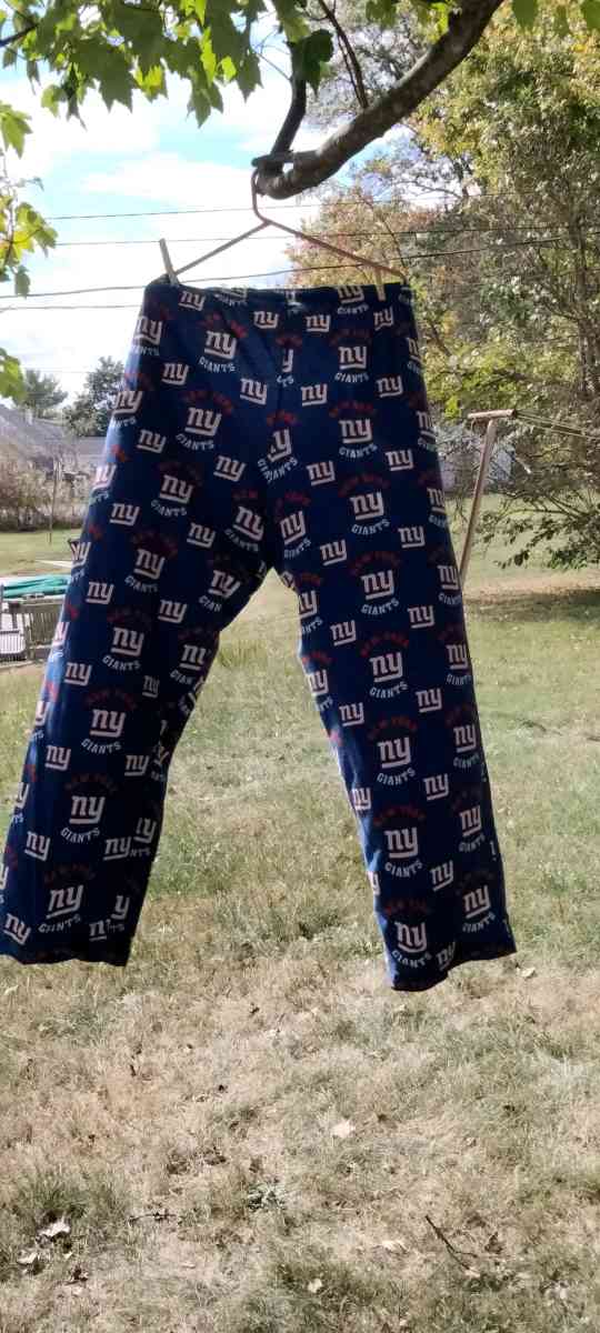New York Giants Lounge Pants - Norristown, Pennsylvania - FleaMarketBay