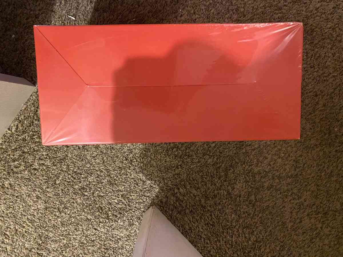 BB3 Baby Three Im Not a Warrior Full Case  Two Confirmed - Wichita Falls, Texas - FleaMarketBay