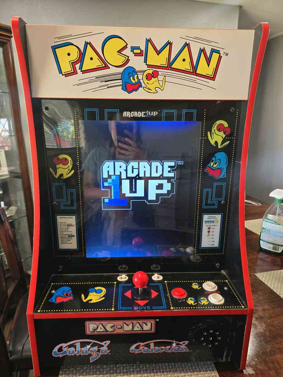 Maquinita Pac Man - El Centro, California - FleaMarketBay