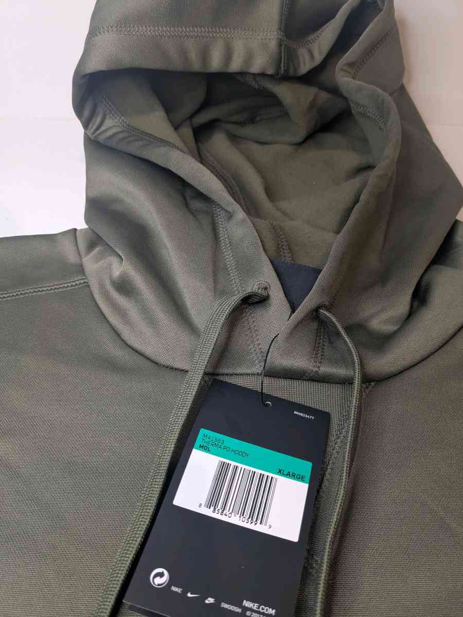 mens sweatshirt - Avondale Estates, Georgia - FleaMarketBay