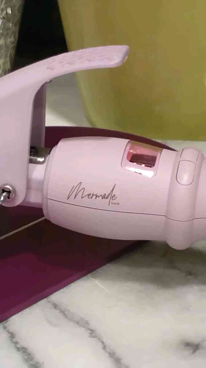 Mermade LlLACHair - San Diego, California - FleaMarketBay