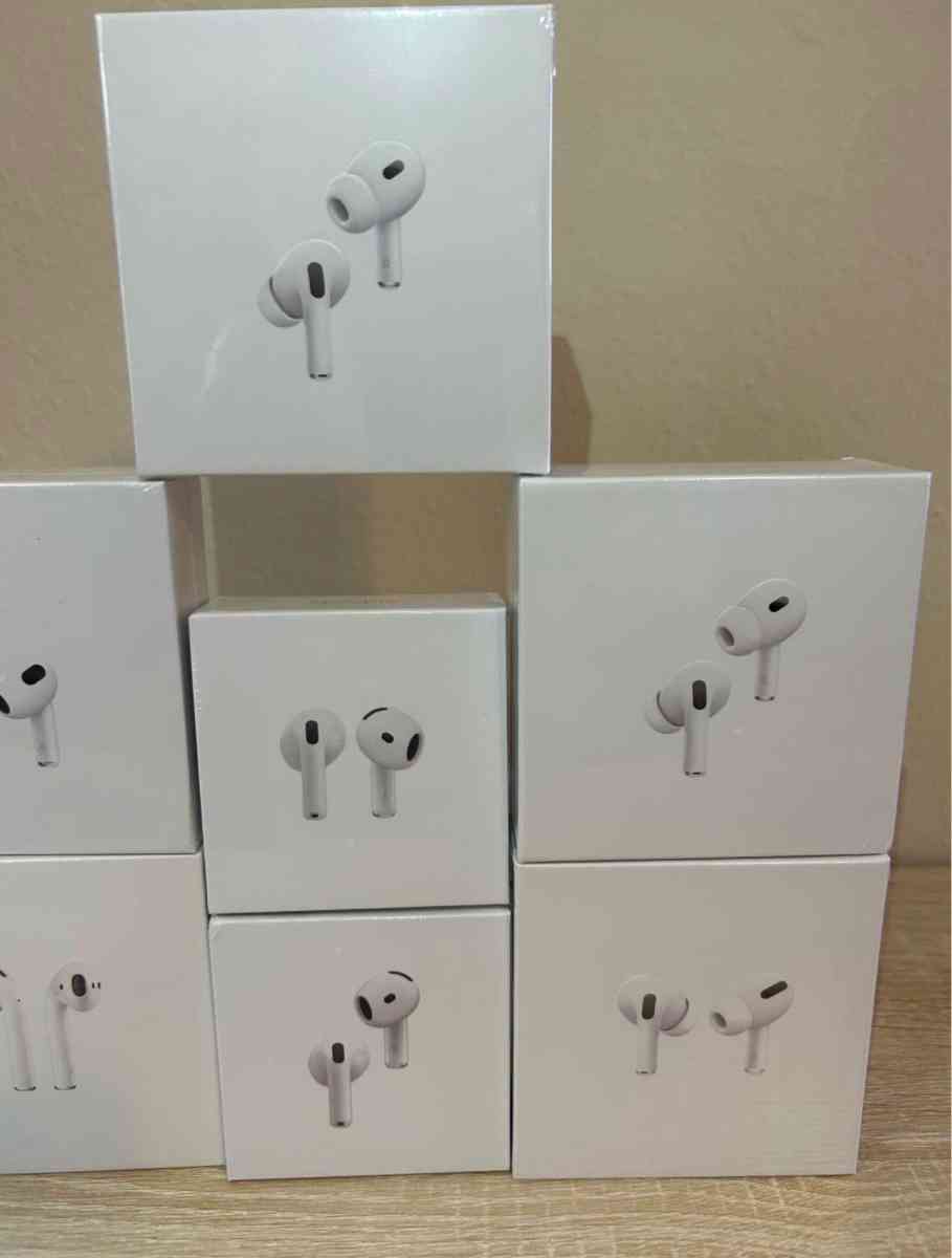 Apple AirPods - Seguin, Texas - FleaMarketBay