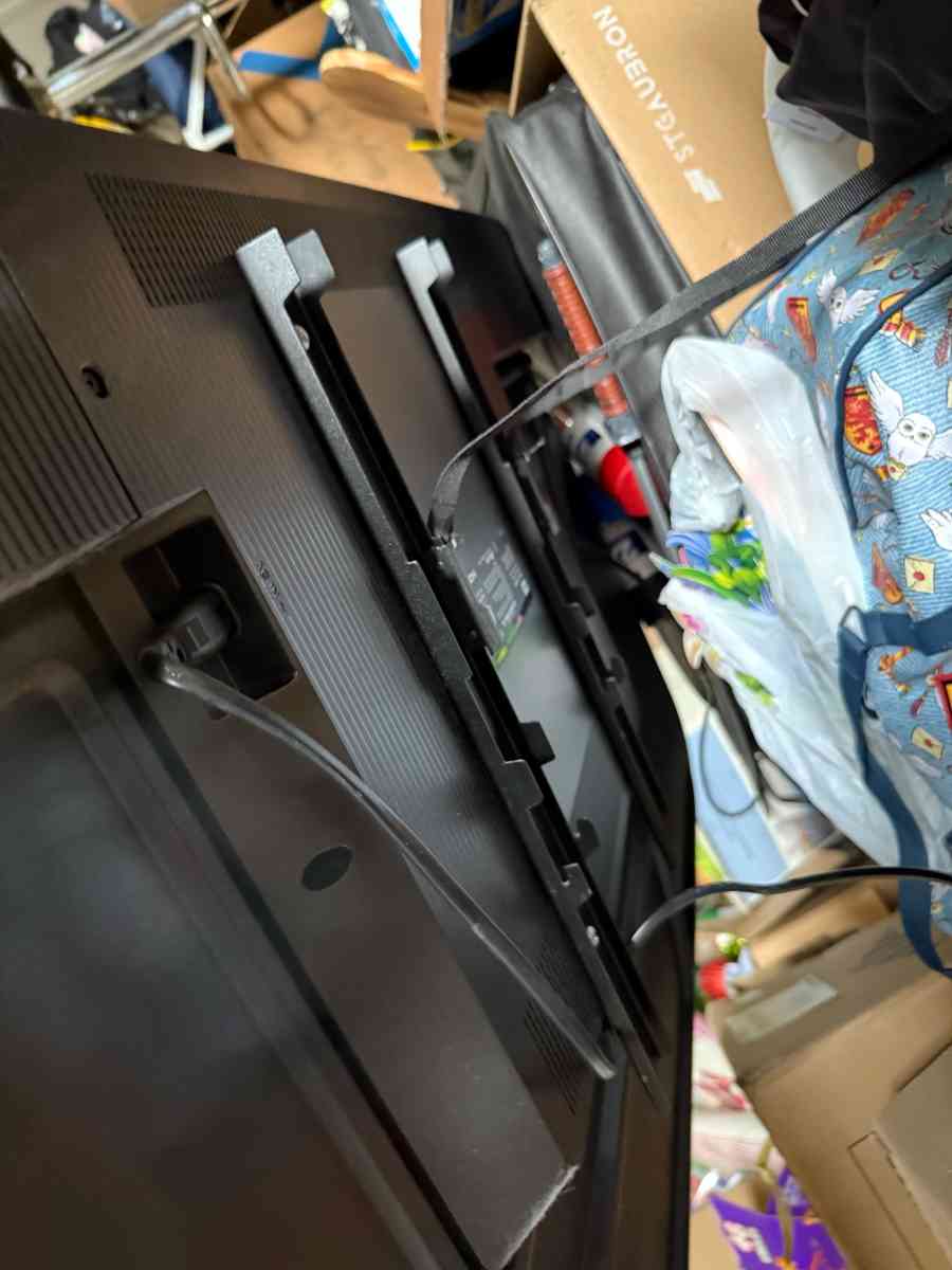 55 Inch TCL Tv - Richardson, Texas - FleaMarketBay