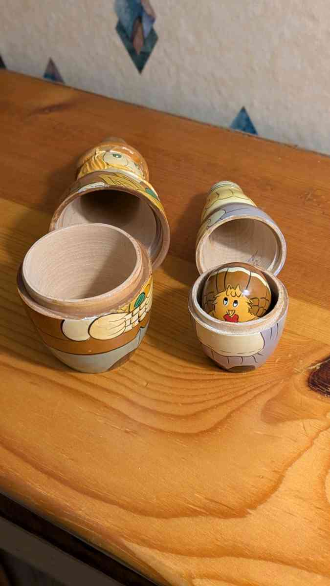 Thanksgiving Pilgrim Wooden Nesting Doll set 3 hand painted - Phoenix, Arizona - FleaMarketBay