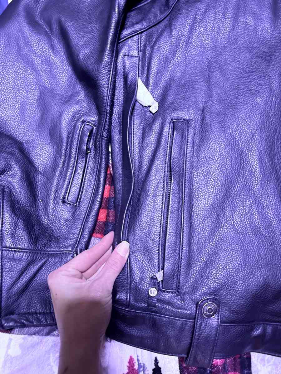 Harley Davidson leather riding jacket - Mineola, Texas - FleaMarketBay