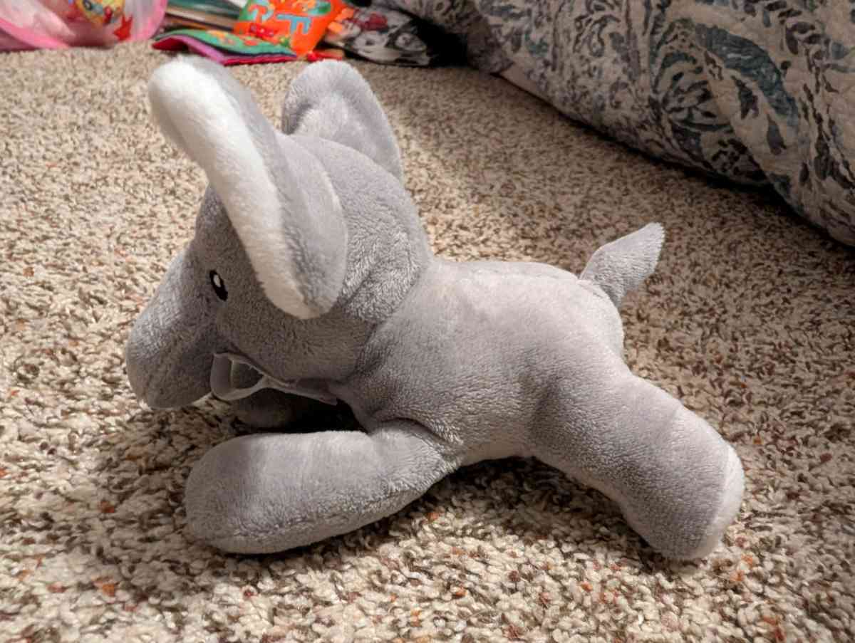 Plush elephant pacifier holder - Savannah, Georgia - FleaMarketBay
