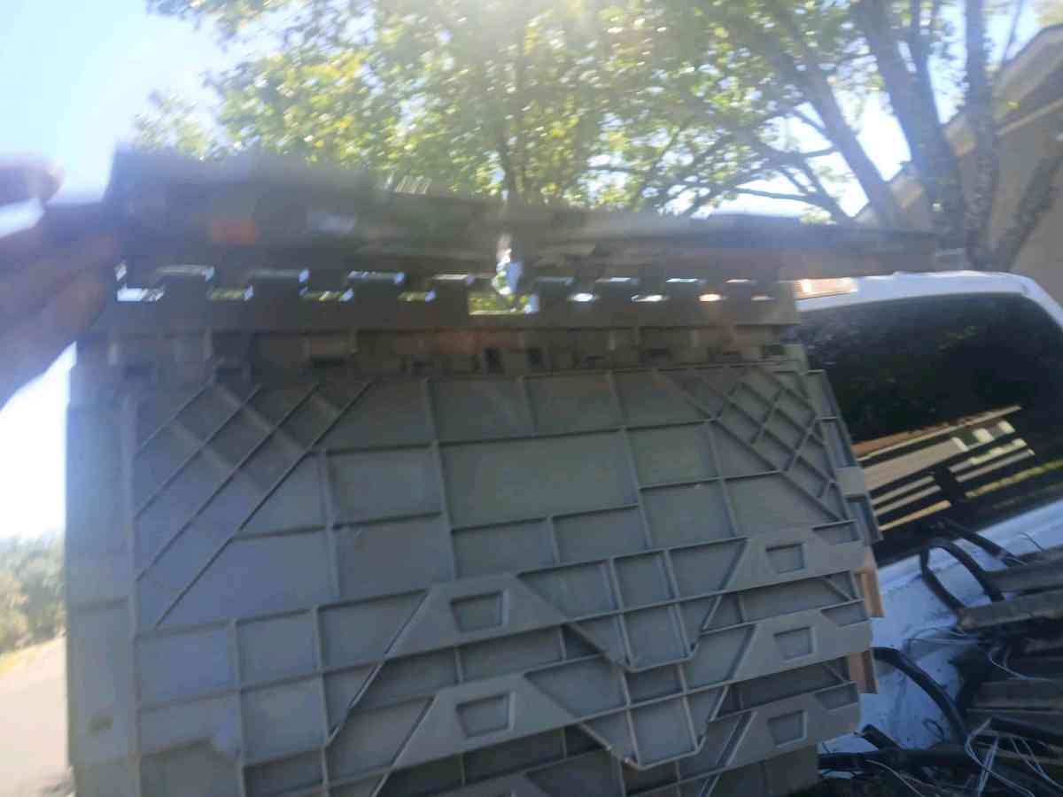 Storage Bins - Del Valle, Texas - FleaMarketBay