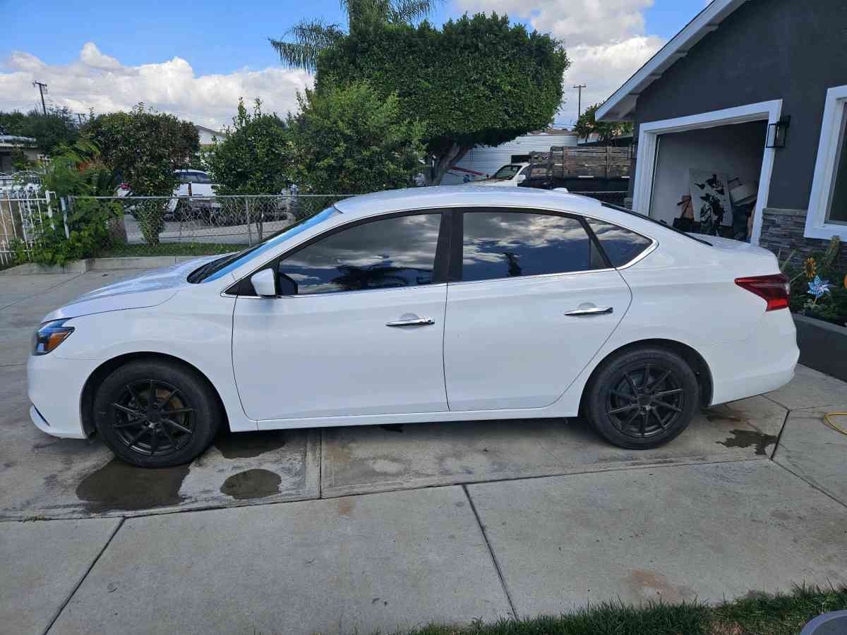 2017 Nissan Sentra - Ontario, California - FleaMarketBay