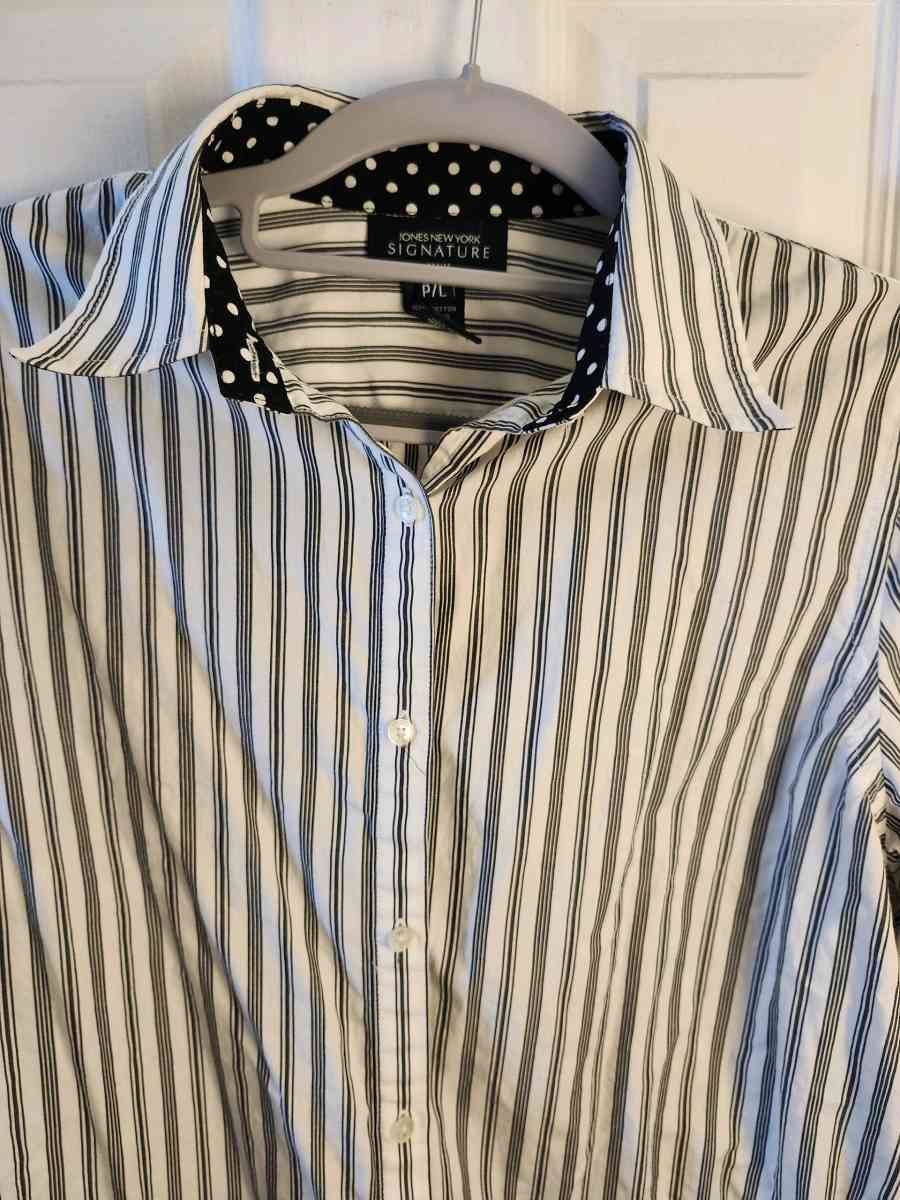 dress shirt - Lombard, Illinois