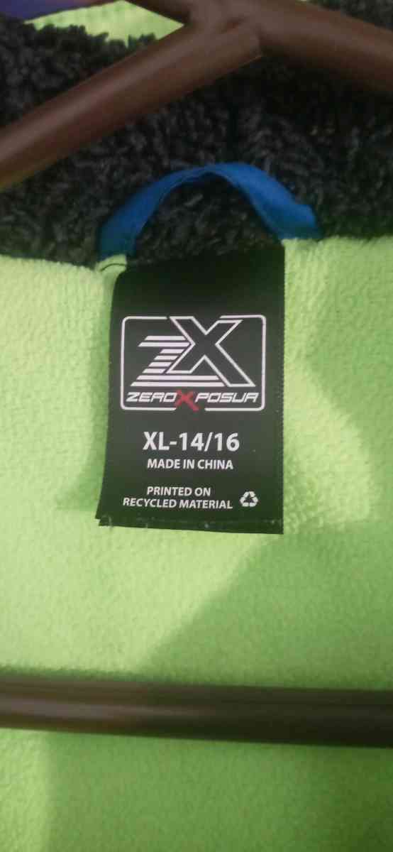 Youth XL Winter Coat - Dane, Wisconsin - FleaMarketBay