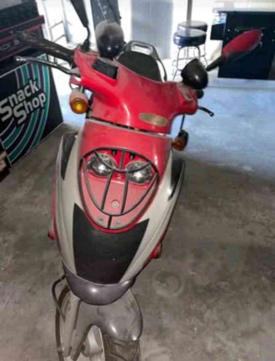 2015 Moped - Herington, Kansas - FleaMarketBay