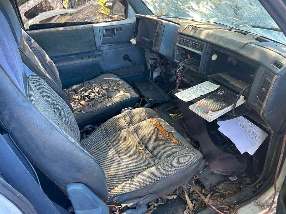 92 Chevy s10 PARTS FOR SALE - San Antonio, Texas - FleaMarketBay