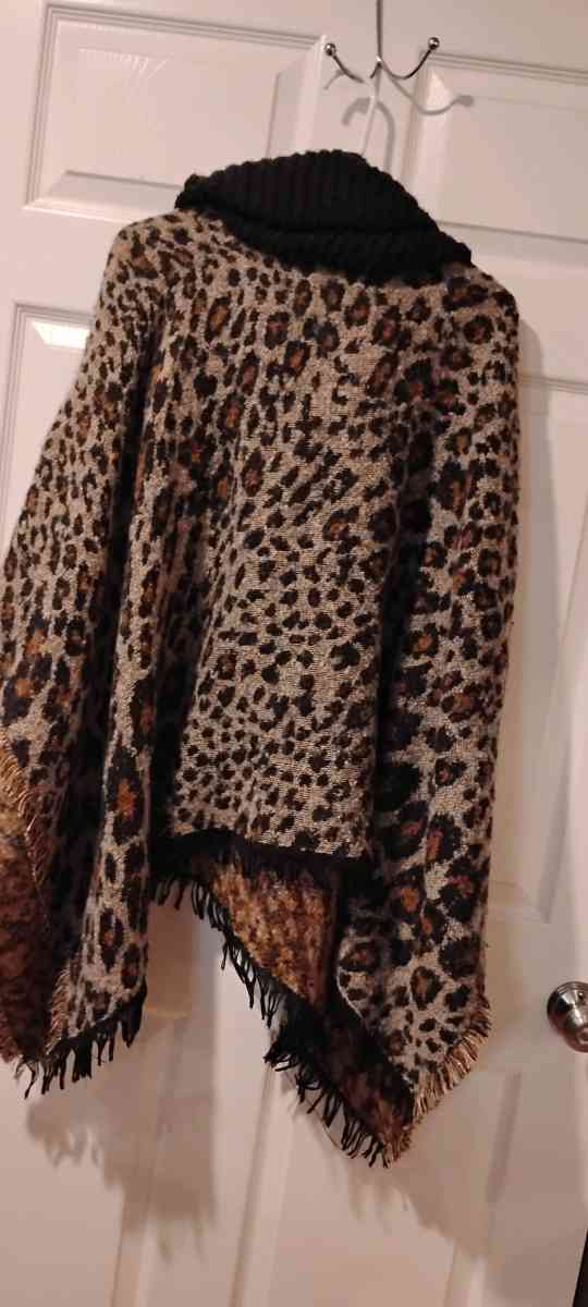 Shawl cozy soft new - Kansas City, Missouri - FleaMarketBay