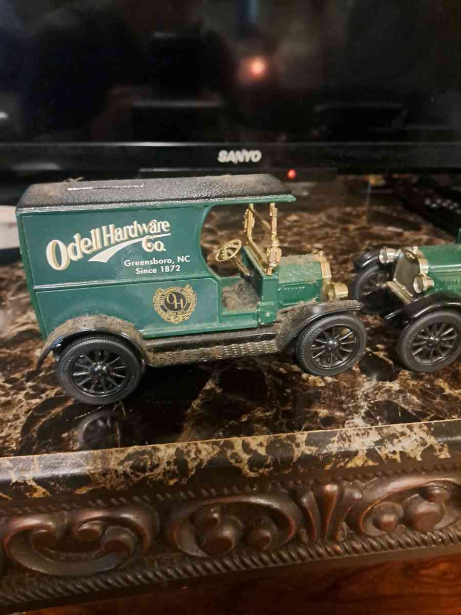 die cast banks - Greenville, South Carolina - FleaMarketBay