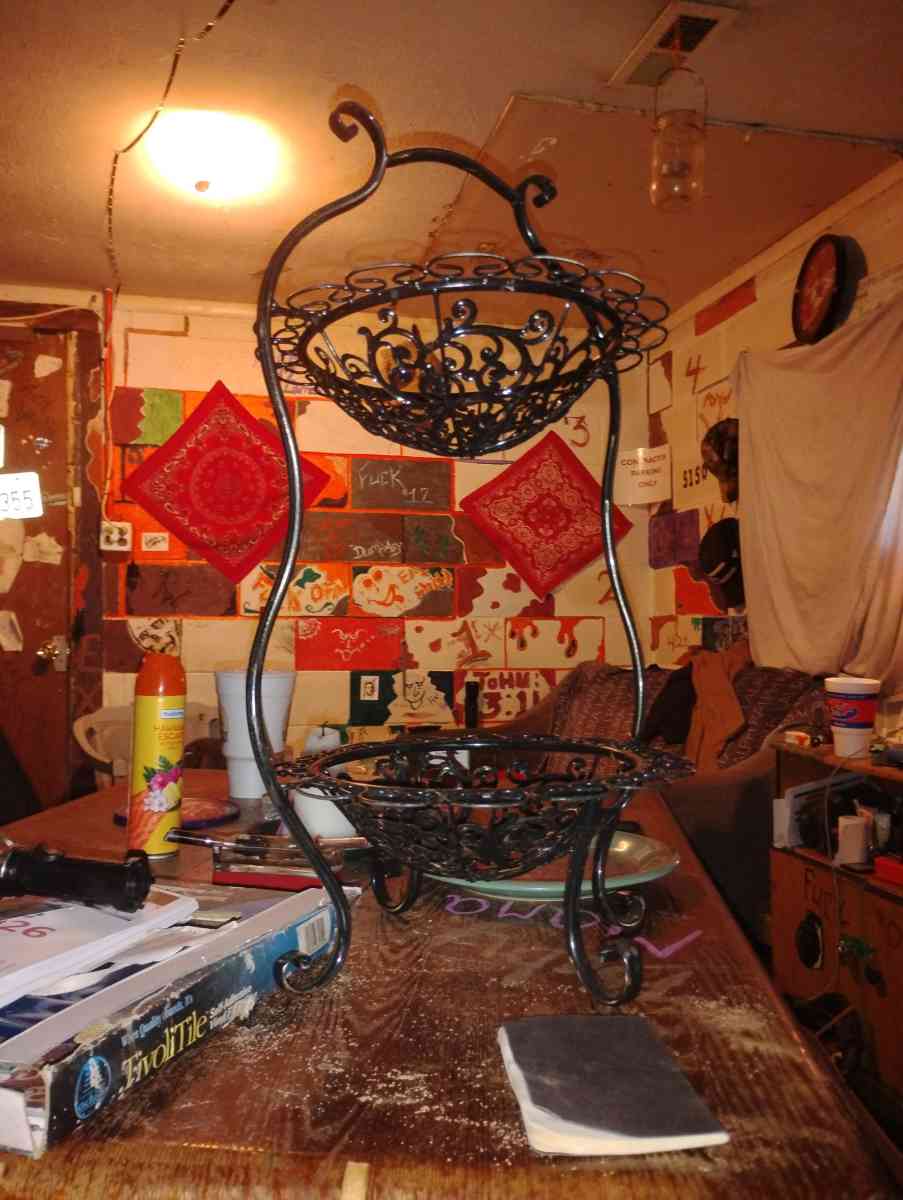 nice and everything - Agency, Missouri - FleaMarketBay