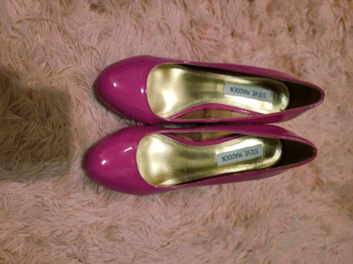 Steve Madden hot pink heels - Hammond, Louisiana