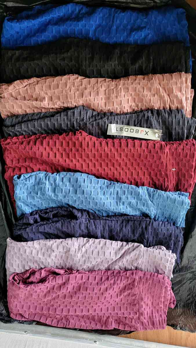 womens leggings available in pluz size XL 2XL - Bell Gardens, California - FleaMarketBay