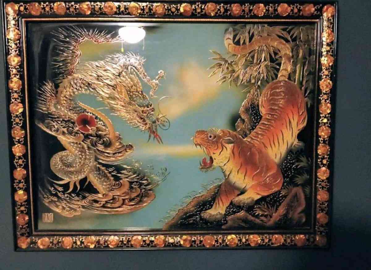 TigerVsDragon Korean lacquer wall plaque made by Sam Poong I - Gray, Georgia - FleaMarketBay
