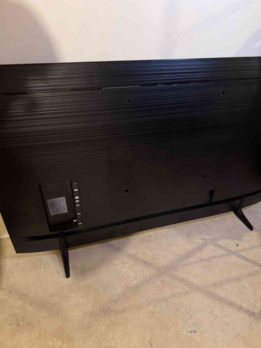 Samsung 65 smart tv sorry no remote - Racine, Wisconsin - FleaMarketBay