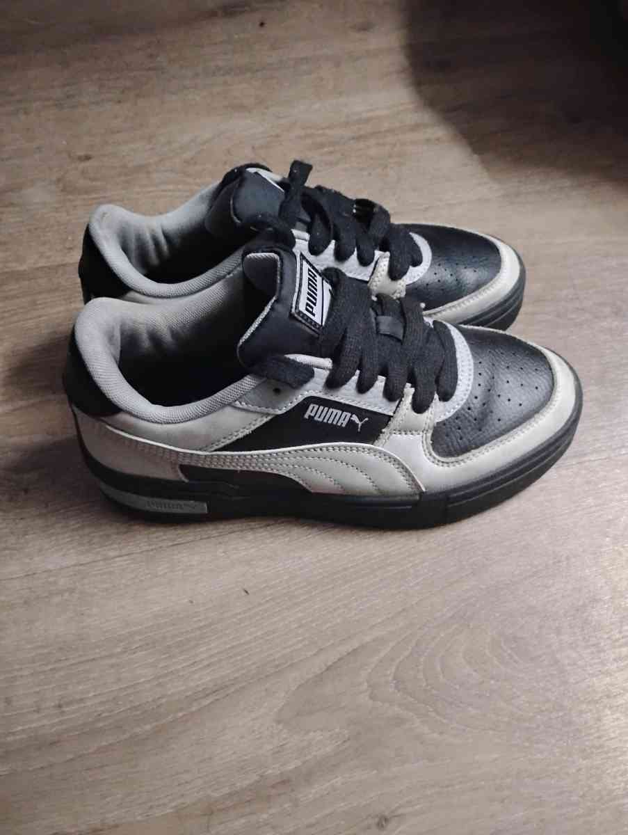 Womens Puma Fashion Sneakers - Columbus, Ohio - FleaMarketBay